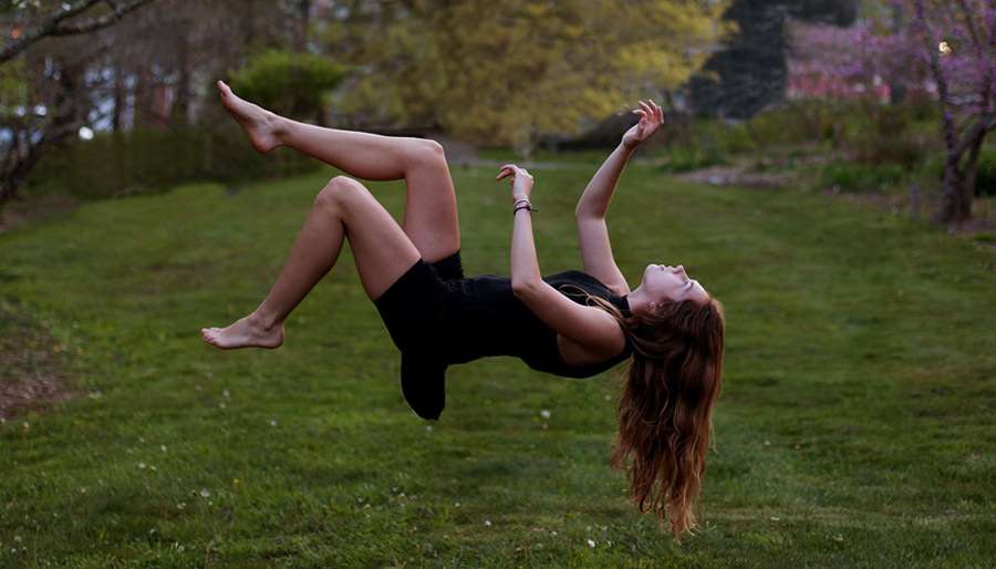 2 Empowering Ways To Have An Out-of-Body Experience That Will Expand Your Divine Being