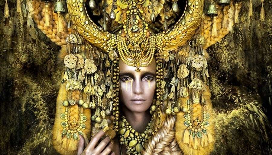 WHich-Goddess-are-You-2 GOlden Goddess with huge Headress
