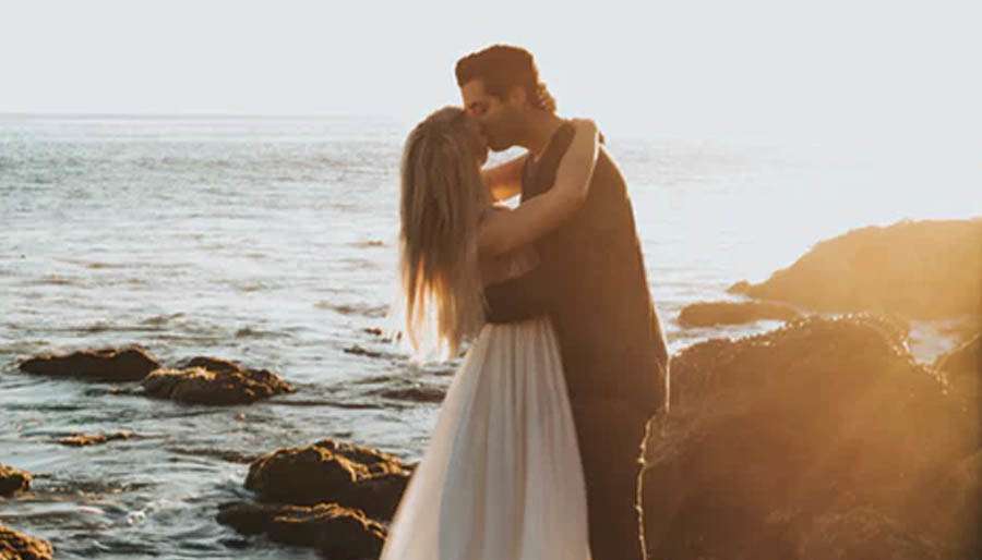 kissing What Does Your Zodiac Sign Say About Your Kissing Style?
