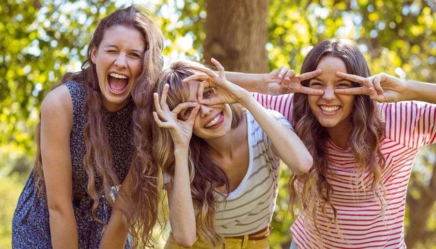 sag friends f (1) 10 Bona Fide Reasons You Can’t Live Without a Sagittarius in your Life!