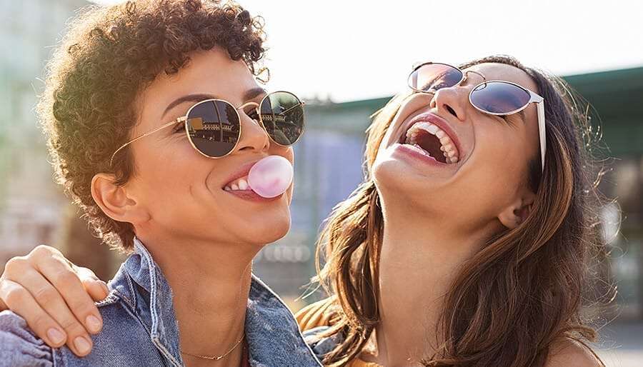 pisces friends f 10 Awesome Reasons Friendship With Your Pisces BFF Is Simply Magic!